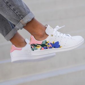 slip on floral adidas